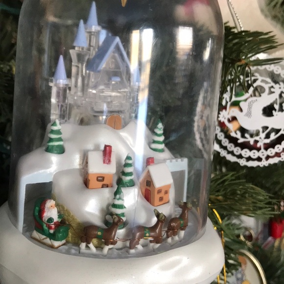 ❤️Rare Moving Santa and Reindeer Christmas Ornament‼️FINAL SALE - Picture 5 of 9